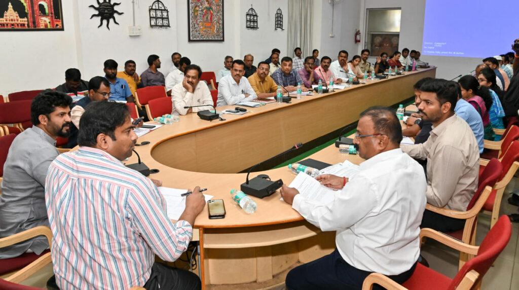 ಮೈಸೂರು-ಕುಶಾಲನಗರ ಚತುಷ್ಪಥ ಹೆದ್ದಾರಿ ಭೂ ಸ್ವಾಧೀನ ಪ್ರಕ್ರಿಯೆ ಪೂರ್ಣಗೊಳಿಸಲು ಮಾರ್ಚ್ 5ರ ಗಡುವು ಮೈಸೂರು-ಕುಶಾಲನಗರ ಚತುಷ್ಪಥ ಹೆದ್ದಾರಿ ಭೂ ಸ್ವಾಧೀನ ಪ್ರಕ್ರಿಯೆ ಪೂರ್ಣಗೊಳಿಸಲು ಮಾರ್ಚ್ 5ರ ಗಡುವು